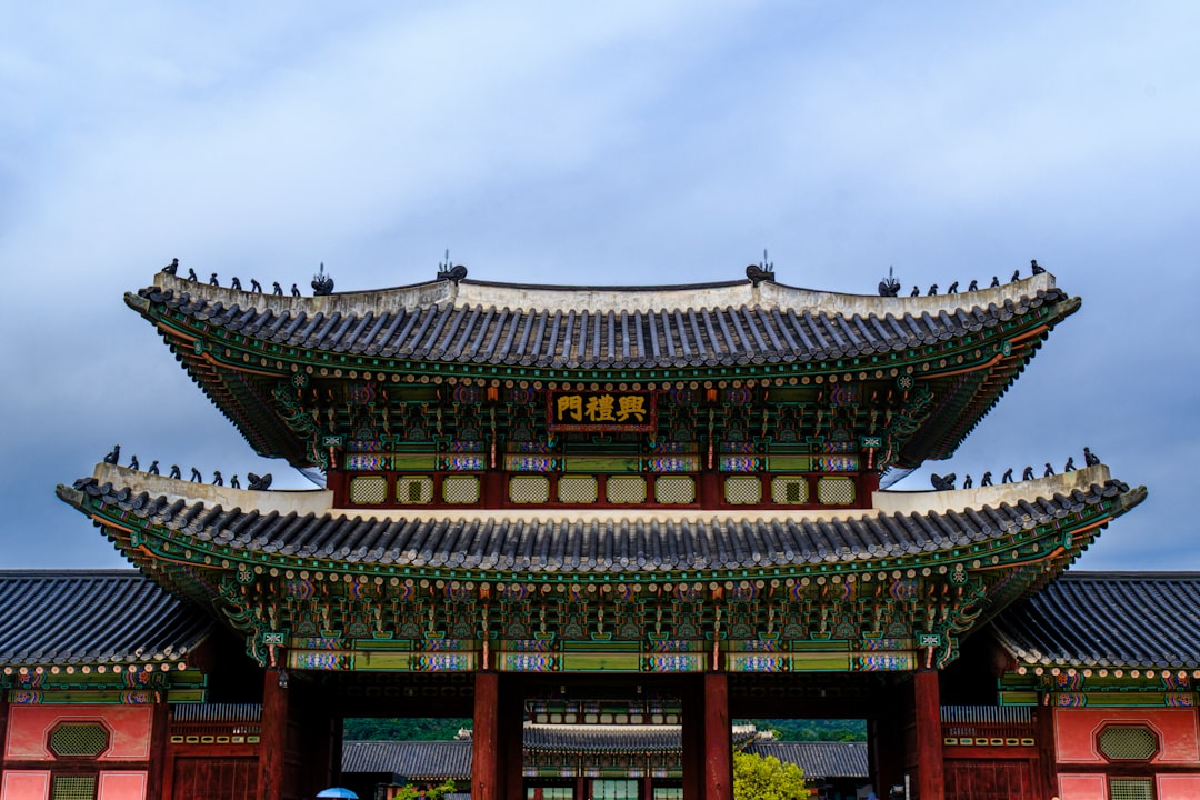 Entity SEO in Practice: Structuring Content to Earn Topical Authority (2025-12-30-2000) - Eikeland SEO